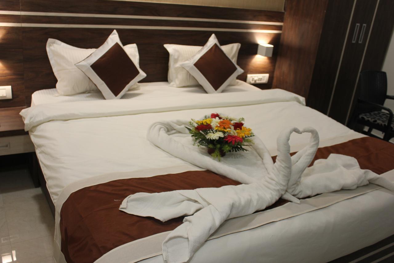 Hotel The Suncity Bhubaneswar Zewnętrze zdjęcie