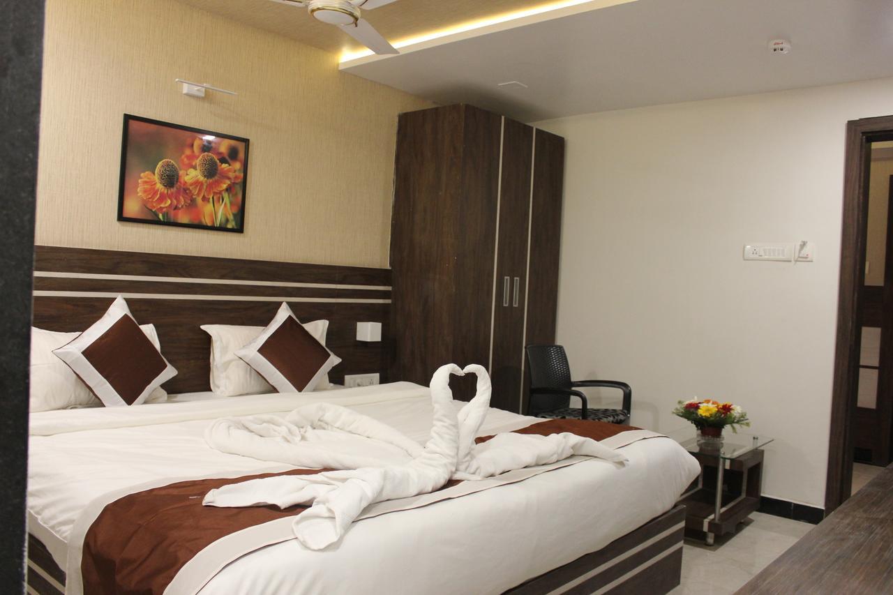 Hotel The Suncity Bhubaneswar Zewnętrze zdjęcie