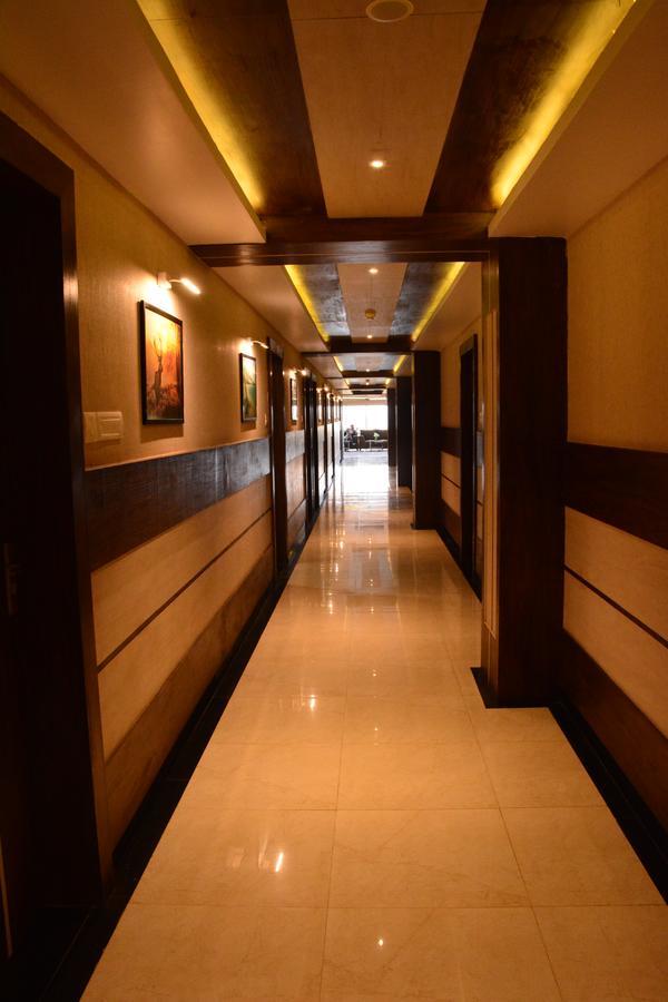 Hotel The Suncity Bhubaneswar Zewnętrze zdjęcie