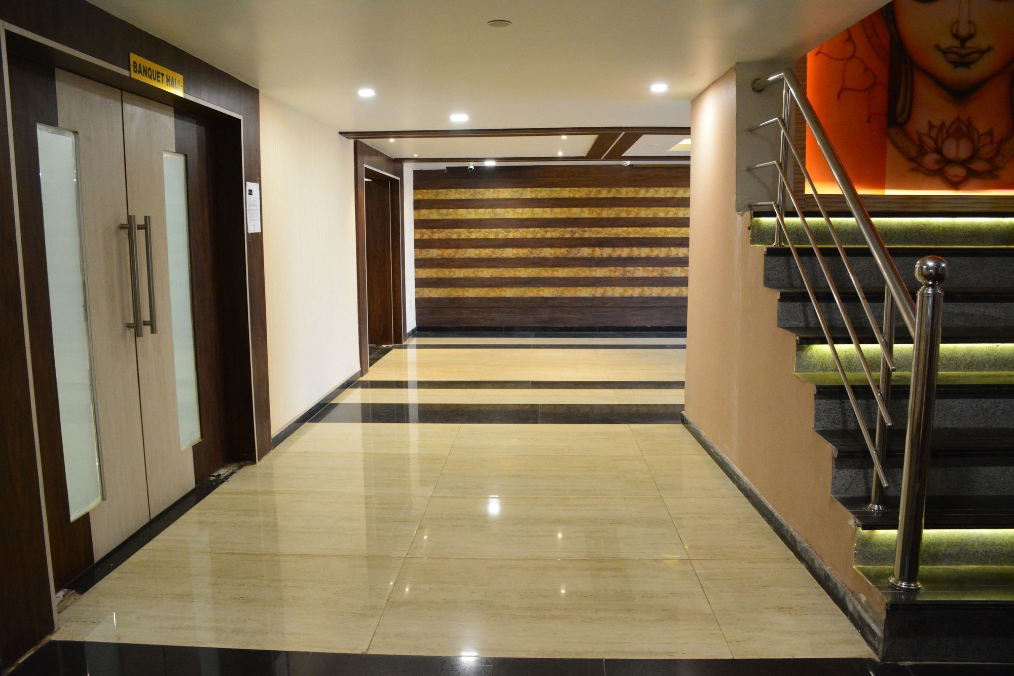 Hotel The Suncity Bhubaneswar Zewnętrze zdjęcie