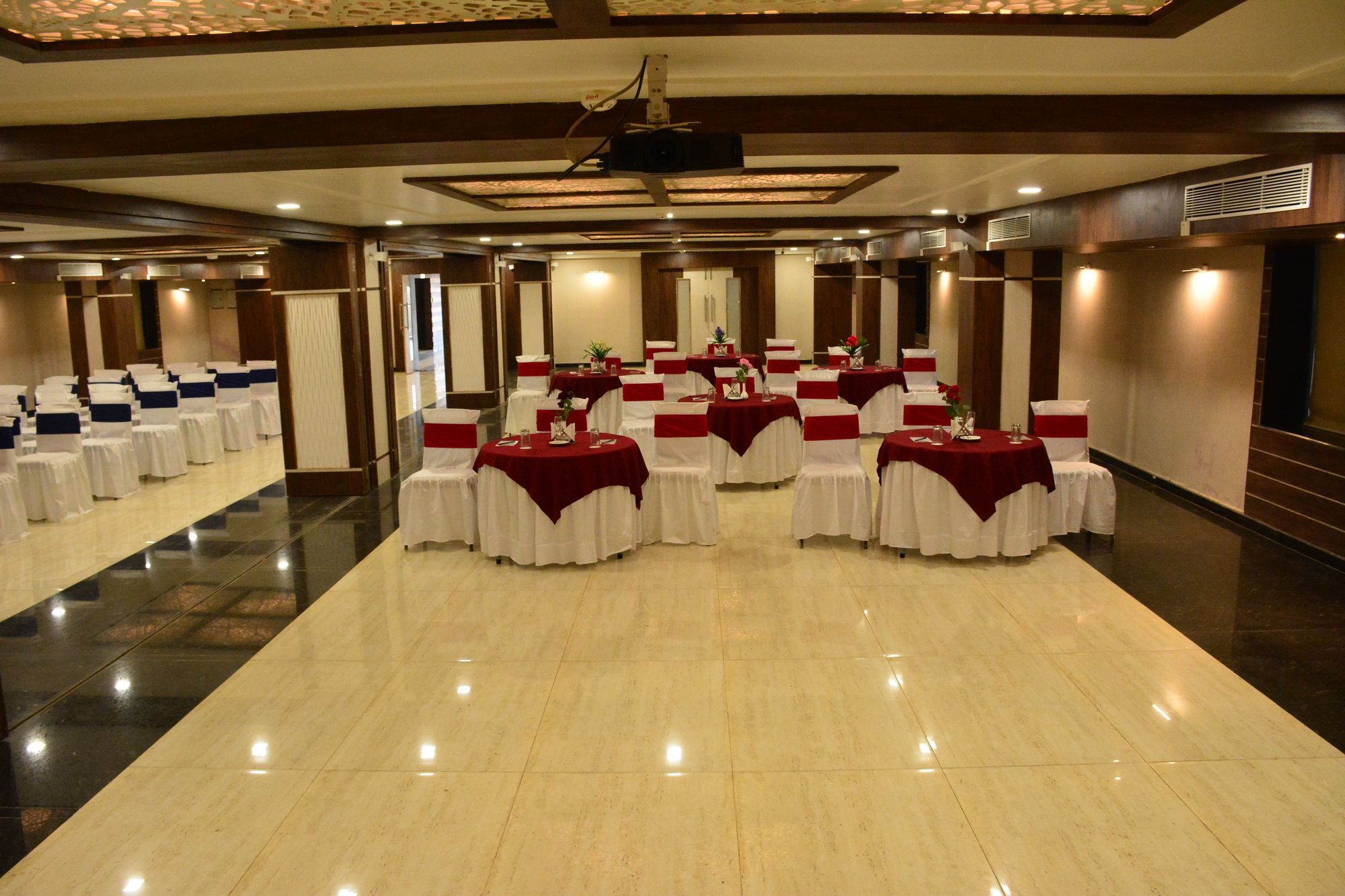 The Suncity Bhubaneswar Zewnętrze zdjęcie