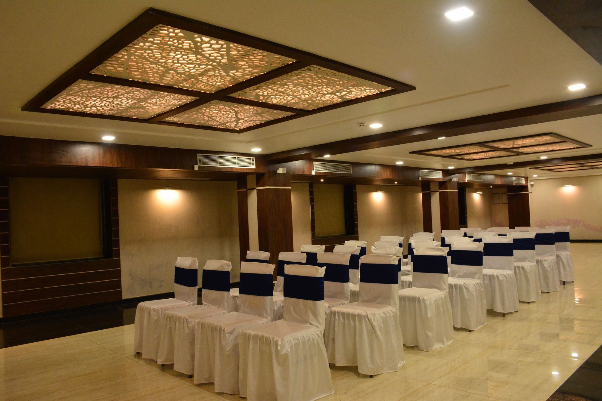 Hotel The Suncity Bhubaneswar Zewnętrze zdjęcie